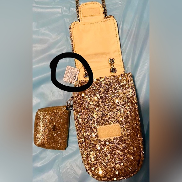 NWT: Women/ Junior Kids Gold Sequin Phone Bag - Picture 3 of 3